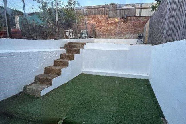 Flat 1, 121, Queen Mary Road, Upper Norwood, London, SE19 3NL 9