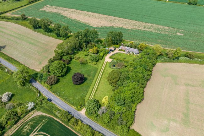 Field Cottage, Colesden Road, Colesden, Bedford. MK44 3DA 10