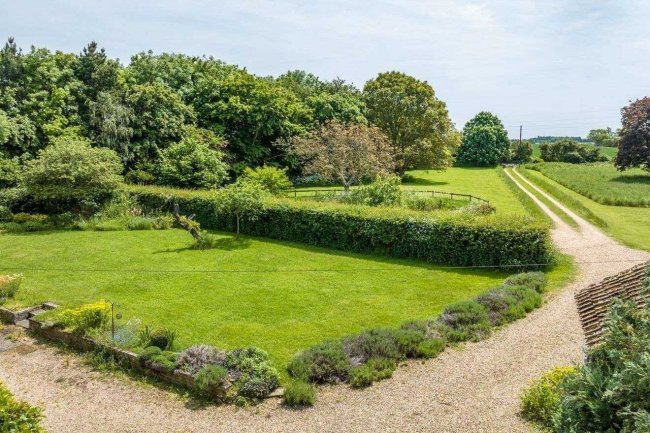 Field Cottage, Colesden Road, Colesden, Bedford. MK44 3DA 10