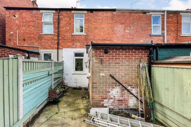 65 Piccadilly, Nottingham, NG6 9FG 2