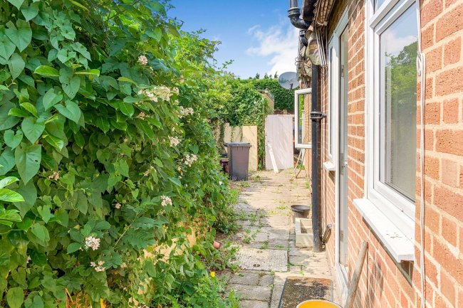 8 Fetherston Grange, Glasshouse Lane, Hockley Heath, B94 6PX 7