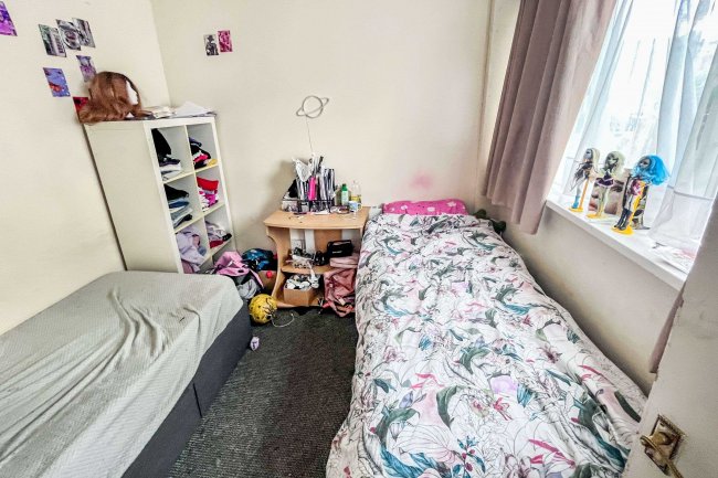 116 Barking Road, East Ham, London, E6 3BD 6