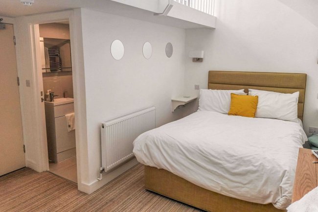 Largigi Rooms Hotel, Coombe Street, Lyme Regis, Dorset DT7 3PY 2