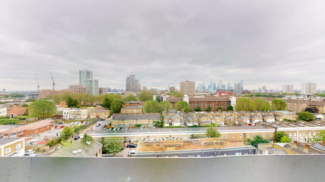 Flat 31 Ballinger Point, Bromley High Street, London, E3 3EH 2