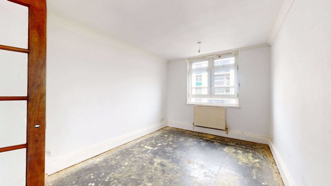 Flat 31 Ballinger Point, Bromley High Street, London, E3 3EH 2