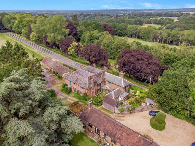 1-3 Forest Farm Cottages (1,2 &3), nr. Forest Row, West Sussex, RH17 7DA 9