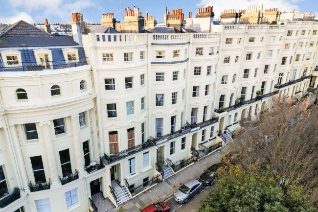 Flat B, 41 Brunswick Square, Hove, Brighton, BN3 1EE 1