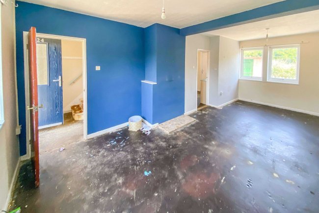 24 Homefields, Marlborough, Wiltshire, SN8 4BQ 1