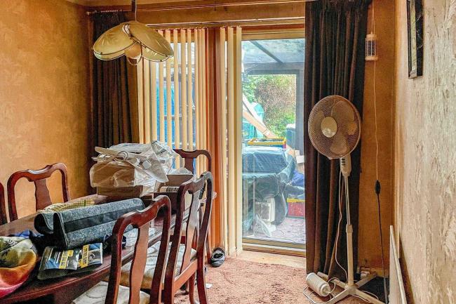 2 St Georges Close, Badshot Lea, Farnham, GU9 9LZ 7