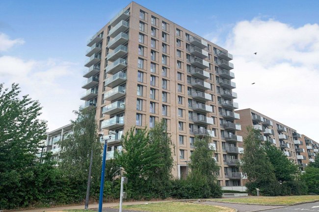 Flat 1, Waterside Heights, 16 Booth Road, Docklands, London, E16 2PG 3