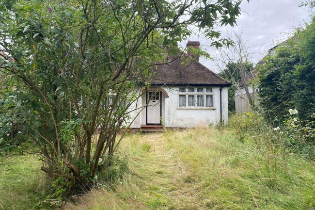 103 Milestone Avenue, Charvil, Reading, Berks, RG10 9TN 10