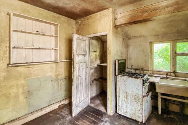 103 Milestone Avenue, Charvil, Reading, Berks, RG10 9TN 10