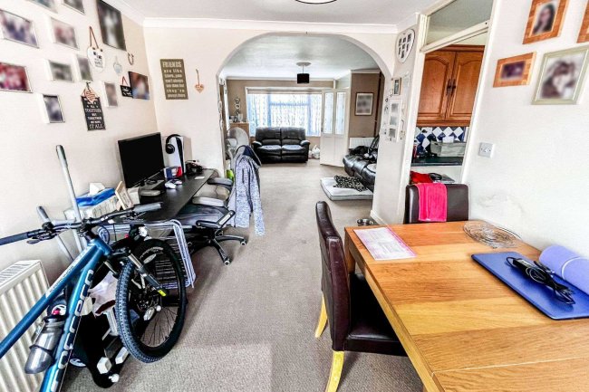 35 Frobisher Close, Daventry, NN11 4JL 7