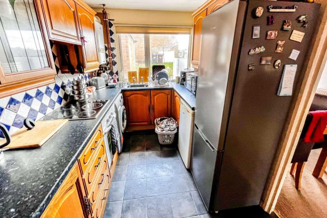 35 Frobisher Close, Daventry, NN11 4JL 7