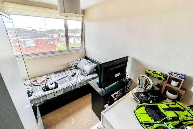 35 Frobisher Close, Daventry, NN11 4JL 7