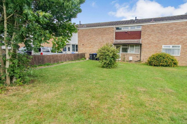 2 Trent Walk, Daventry, NN11 4QF 1