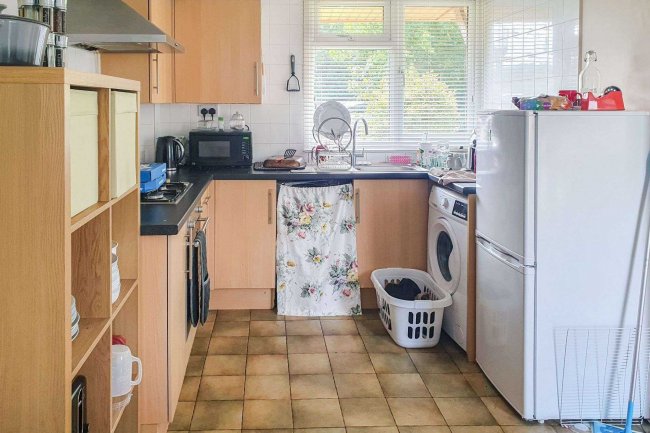 2 Trent Walk, Daventry, NN11 4QF 1