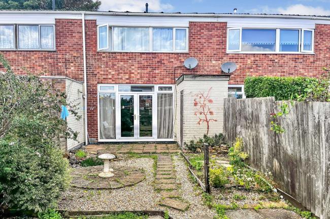 75 The Severn, Daventry, NN11 4QS 10