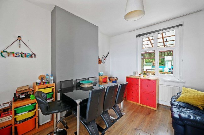 79 Annesley Avenue 1 and 4 Cecil Road and associated land, Colindale, London, NW9 8