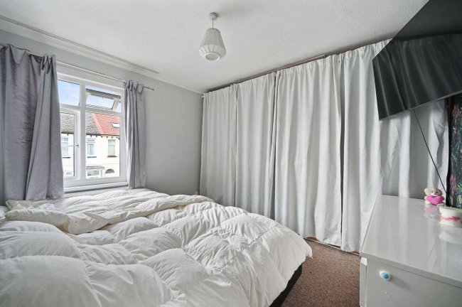 79 Annesley Avenue 1 and 4 Cecil Road and associated land, Colindale, London, NW9 8