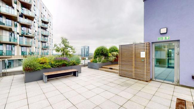 Flat 41 Keats Apartments, 6 Saffron Central Square, Croydon, CR0 2FT 8