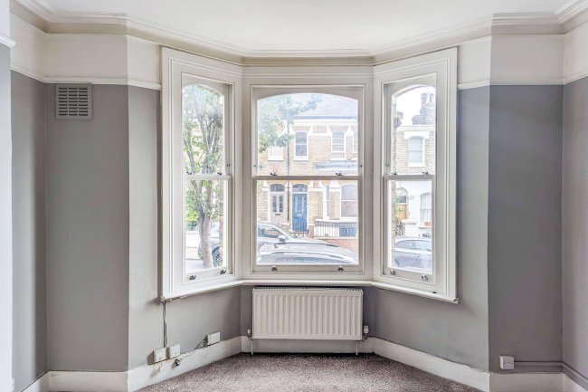 Flats A & B, 56 Salcott Road, Battersea, London SW11 6DE 8