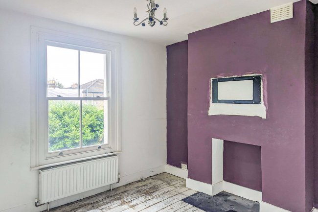 Flats A & B, 56 Salcott Road, Battersea, London SW11 6DE 8