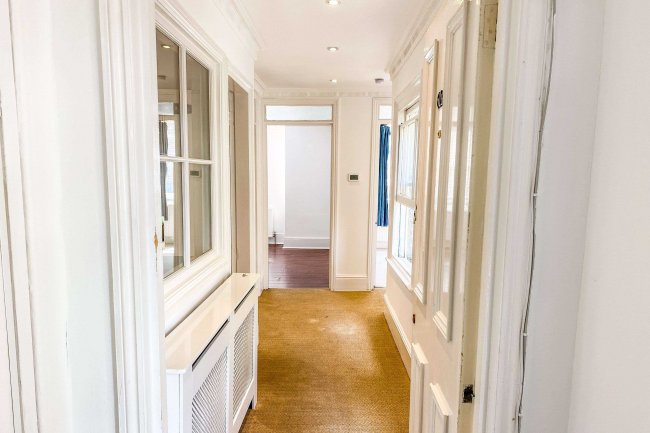 61B Fore Street, Hertford, SG14 1AL 1