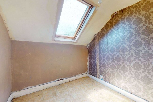 67b Bollingbroke Grove, Battersea London SW11 6HE 1