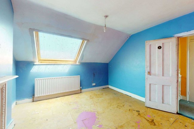 67b Bollingbroke Grove, Battersea London SW11 6HE 1