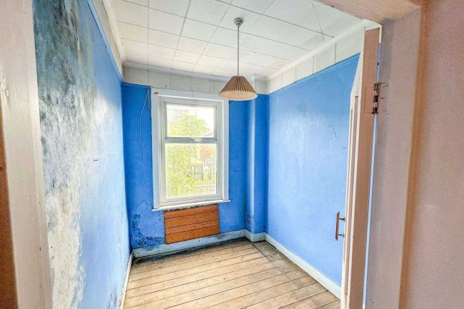 11 Somerset Road, Kingston Upon Thames KT1 3EA 5