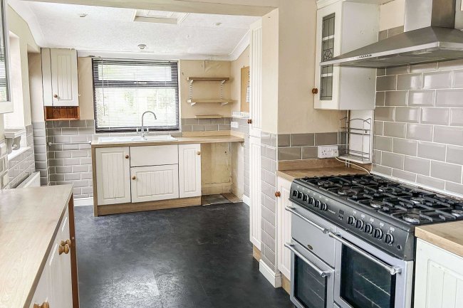 18 Haworth Close, Scunthorpe, DN15 8BS 3