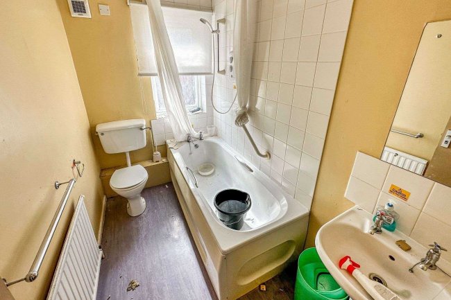 47 Water Lane, Totton, Southampton, SO40 3DG 8