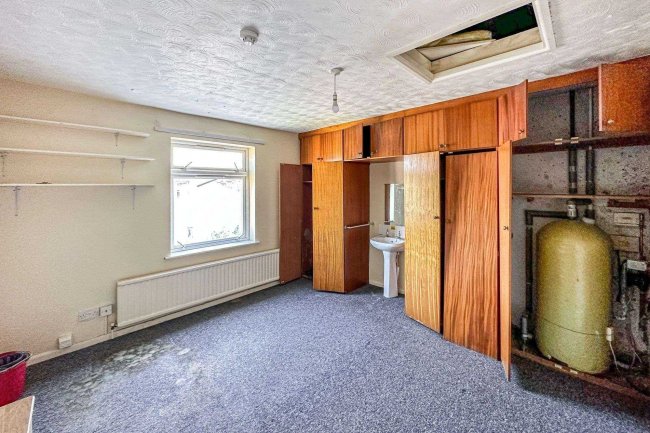 47 Water Lane, Totton, Southampton, SO40 3DG 8