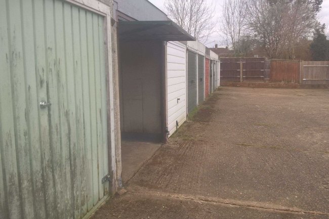 Garage 19, Downs Way, Orpington, BR6 6