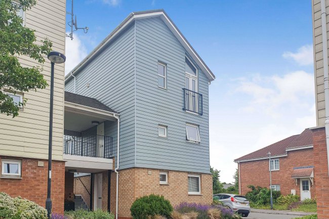 69 Follager Road, Rugby, Warwickshire, CV21 2JF 5