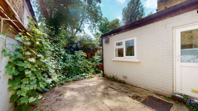 53 St. Margarets Road, Twickenham, TW1 2LL 5