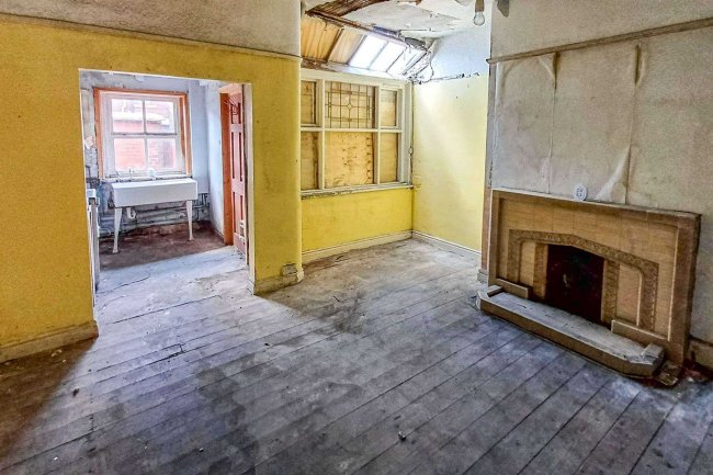 69 Lonsdale Road, Bolton, Lancashire, BL1 4PW 1