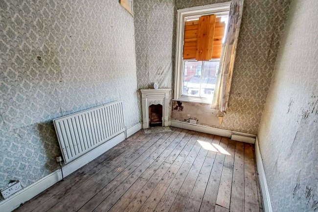 69 Lonsdale Road, Bolton, Lancashire, BL1 4PW 1