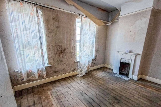 69 Lonsdale Road, Bolton, Lancashire, BL1 4PW 1