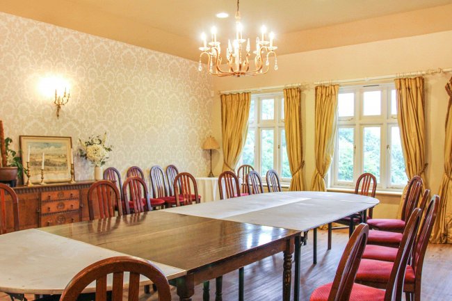 The Red House, Marsh Benham, Newbury, RG20 8LY 9