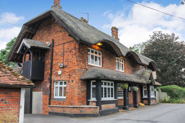 The Red House, Marsh Benham, Newbury, RG20 8LY 9