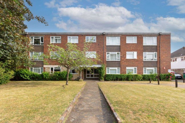 34 Mulgrave Road, Sutton, Surrey SM2 6LX 3