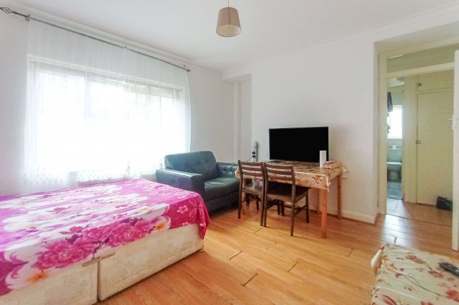 169 Empire Court, North End Road, Wembley, HA9 0AJ 10