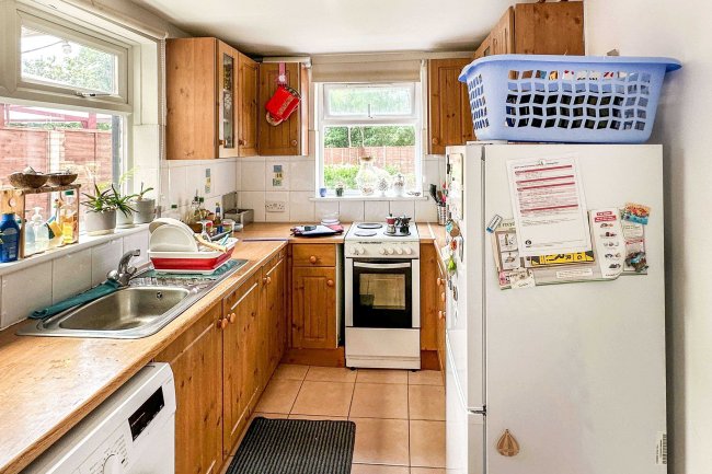 48 Glengall Road, Peckham, London, SE15 6NH 4