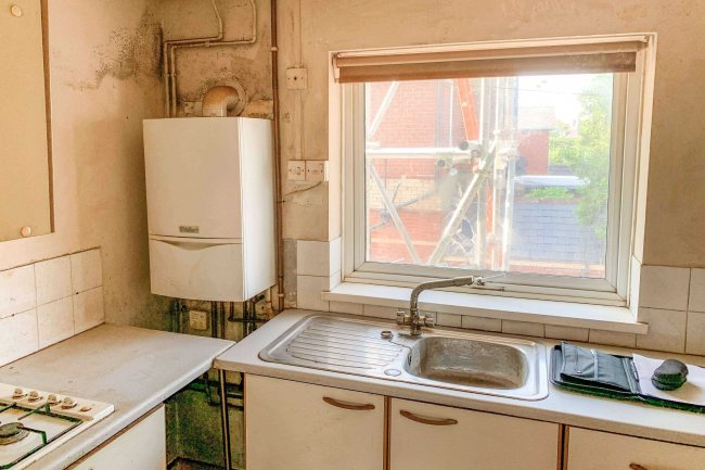 Flat 7, 14 Glendinning Avenue, Weymouth, DT4 7QF 8