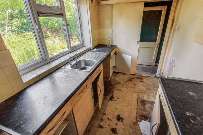 11 Old Hall Road, Sale, Cheshire, M33 2HT 2