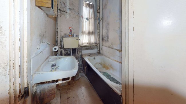 Flat 19, Amery House, Kinglake Street, Walworth, London, SE17 2RA 4