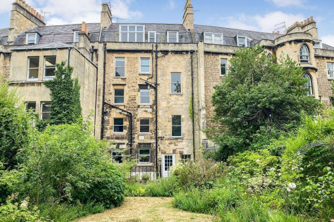 Flat 4, 12 The Circus, Bath BA1 2ES 7