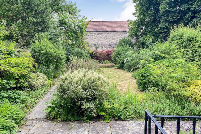 Flat 4, 12 The Circus, Bath BA1 2ES 7